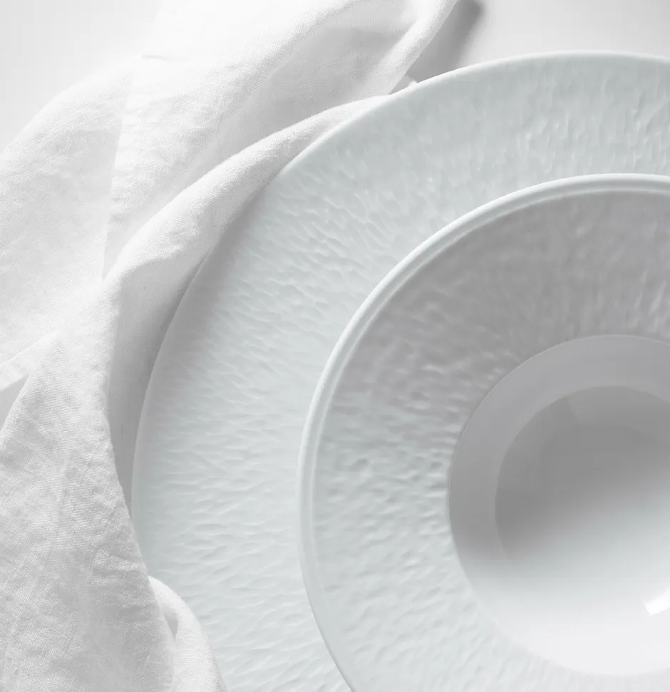 Assiette plate à aile gravée 22 cm Minéral Raynaud Art De La Table|Assiette Céramique