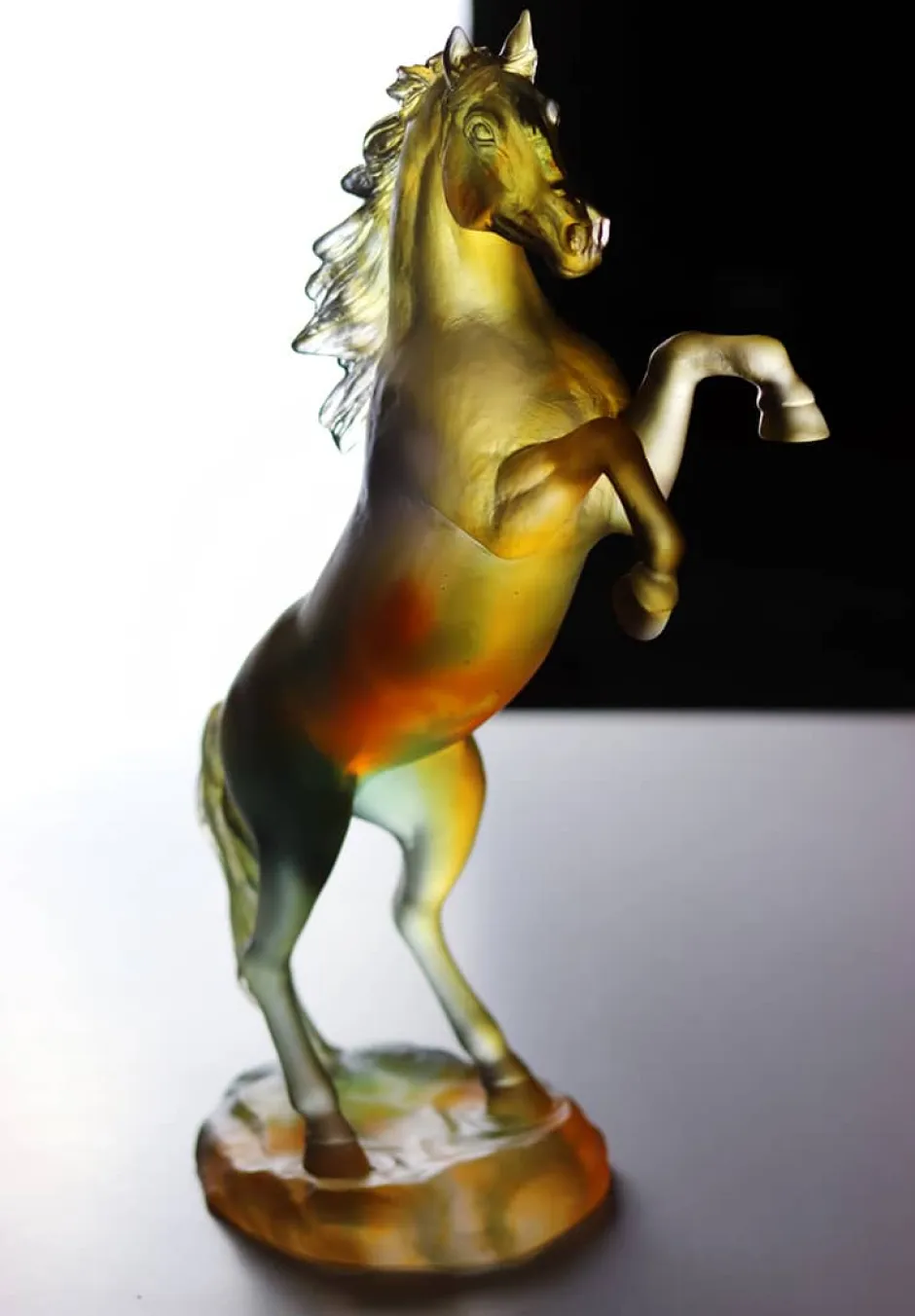 Cheval fougeux ambre gris daum Bestiaire|Editions D’Art